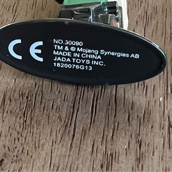 😊3/$30 Minecraft Dungeons Nano Metalfigs set of 3 - Picture 7 of 10